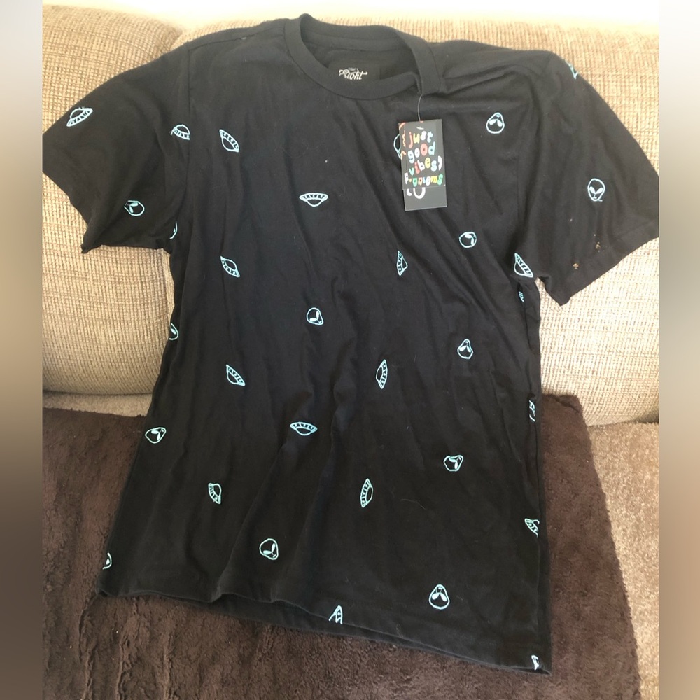 🎃Eighty Eight Brand Martian Embroidered Tee- 798 *tee deal $25 or $20 w/offer